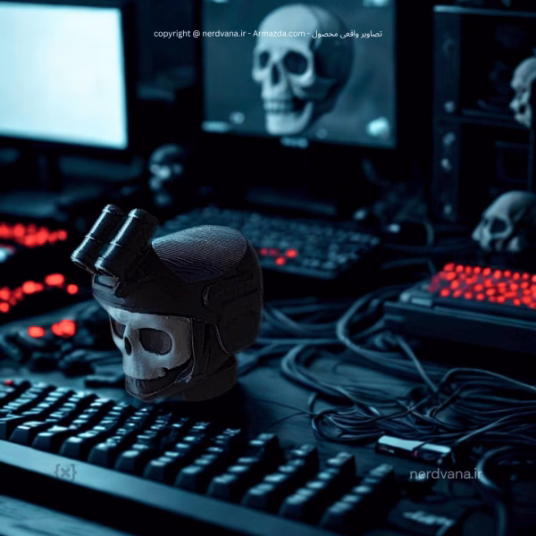 پایه نگهدارنده دسته بازی - گوست Ghost - هولدر / 🔮 چاپ 3d مجموعه ندای وظیفه در ابتدا با توسعه اینفینیتی وارد، بر روی صحنه‌های جنگ جهانی دوم متمرکز شده بود. ندای وظیفه ۴: جنگاوری نوین (۲۰۰۷) یک محیط جدید و مدرن را معرفی کرد که با موفقیت همراه بود. این بازی در ساخت نسخه بازسازی‌شدهٔ آن که در سال ۲۰۱۶ منتشر شد، تأثیرگذار بود. پس از آن دو مورد دیگر از بازی‌های جنگاوری نوین با عنوان جنگاوری نوین ۲ (۲۰۰۹) و ۳ (۲۰۱۱) ساخته شد. مجموعه جنگاوری نوین مجدداً در سال ۲۰۱۹ با عنوان جنگاوری نوین بازراه‌اندازی شد که با دو دنبالهٔ دیگر به‌نام‌های جنگاوری نوین ۲ و جنگاوری نوین ۳ پشتیبانی شده است. همچنین اینفینیتی وارد دو بازی خارج از زیر مجموعه جنگاوری نوین با عنوان اشباح (۲۰۱۳) و جنگاوری بی‌نهایت (۲۰۱۳) توسعه داده است. تری‌آرک جهان در جنگ (۲۰۰۸) را به عنوان آخرین بازی مبتنی بر جنگ جهانی دوم، قبل از انتشار عملیات سیاه (۲۰۱۰) را توسعه داده است که پس از آن باعث ایجاد زیر مجموعه بلک اپس شد. چهار مدخل دیگر از مجموعه با عنوان بلک اپس ۲ (۲۰۱۲)، ۳ (۲۰۱۵)، ۴ (۲۰۱۸)، و جنگ سرد (۲۰۲۰) توسط تری‌آرک ساخته شد و در ساخت جنگ سرد با ریون سافتور همکاری داشته است. اسلج‌همر گیمز جزئی از توسعه دهندگان جنگاوری نوین ۳ بوده است و همچنین چهار عنوان جنگاوری پیشرفته (۲۰۱۵)، جنگ جهانی دوم (۲۰۱۷)، پیشتاز (۲۰۲۱) و جنگاوری نوین ۳ (۲۰۲۳) را توسعه داده است.